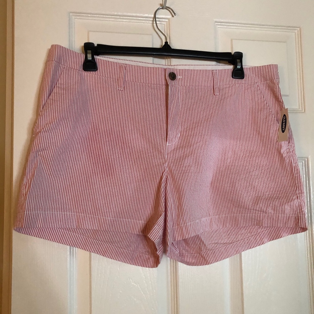 NWT Old Navy Pink Seersucker Shorts